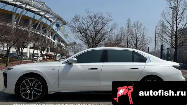 BMW 7-Series 7 Series (G70) 2024 года - вид 5