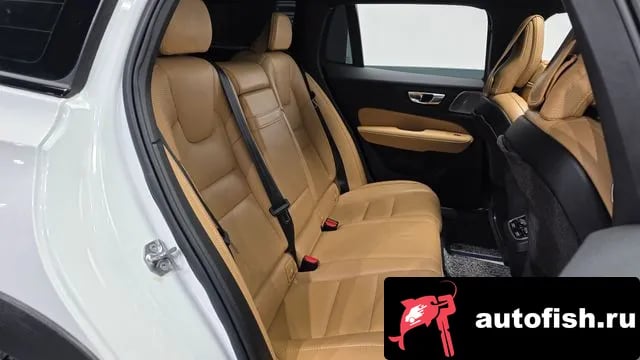 Volvo V60 V60 Cross-country 2nd Generation 2019 года - похожие автомобили