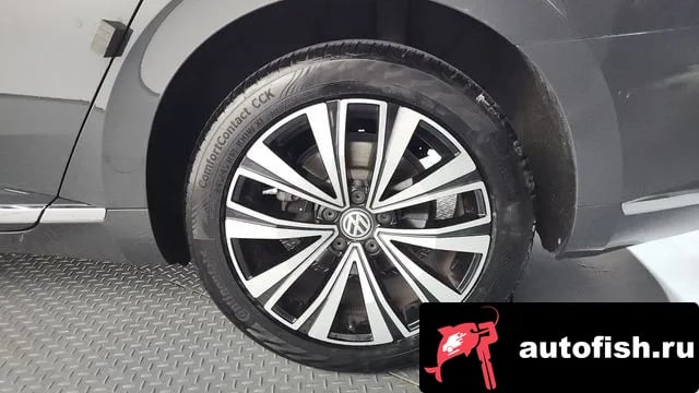 Volkswagen Arteon Atheon 2019 года - вид 5