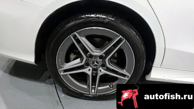 Mercedes-Benz C-Class C-Class W205 2021 года - похожие автомобили