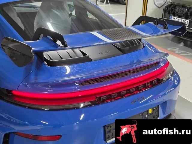 Porsche 911 911 (992) 2026 года - вид 3