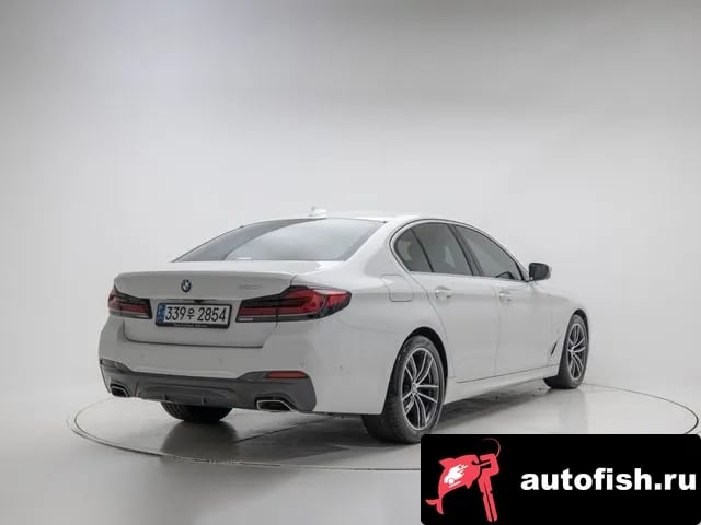 BMW 5-Series 5 Series (G30) 2021 года - вид 2