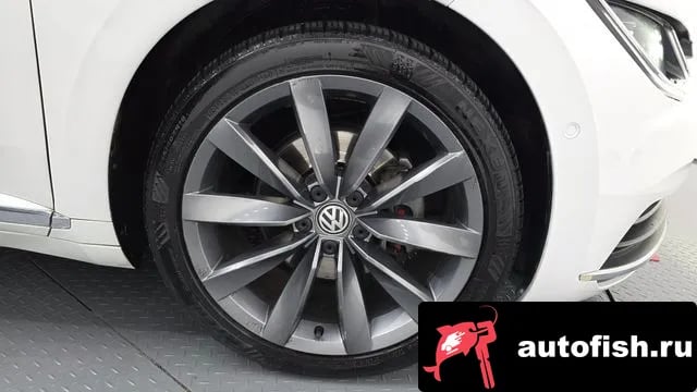 Volkswagen Arteon Atheon 2020 года - вид 5