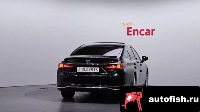 Lexus ES ES300h 7th generation 2022 года - вид 4