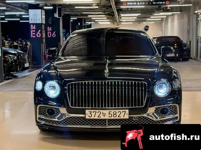 Bentley Flying Spur Flying Spur 3rd Generation 2021 года - вид 1