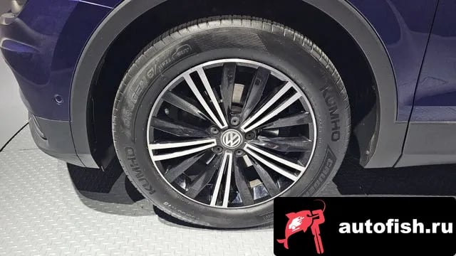Volkswagen Tiguan Tiguan second Generation 2018 года - вид 5