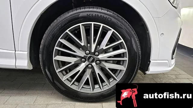 Audi Q3 Q3 (F3) 2023 года - вид 5