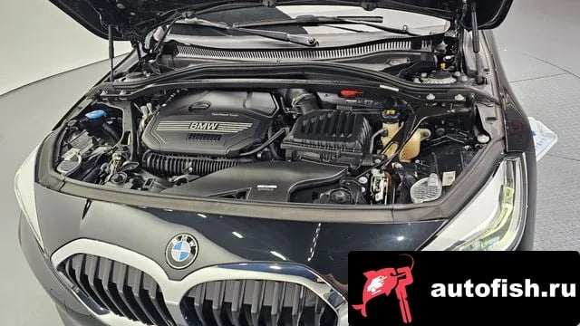 BMW 1-Series 1 Series (F40) 2022 года - вид 5
