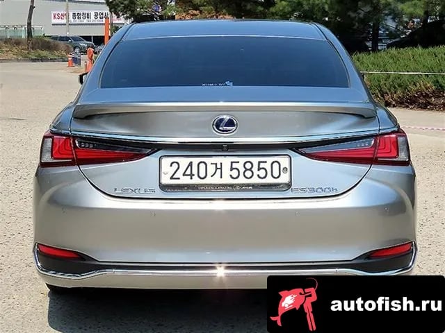Lexus ES ES300h 7th generation 2021 года - вид 4