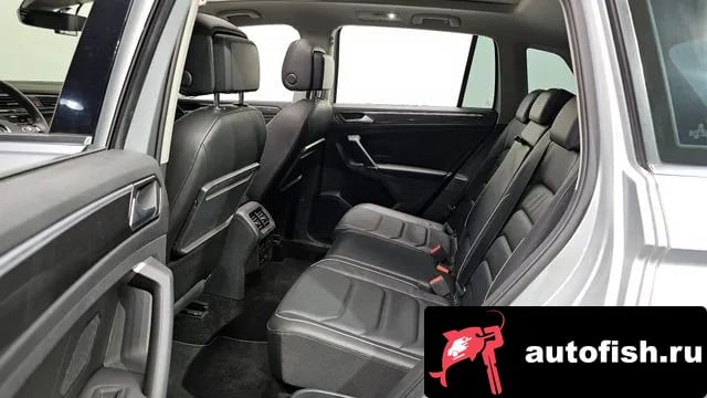 Volkswagen Tiguan Tiguan second Generation 2018 года - похожие автомобили