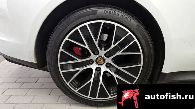 Porsche Taycan Taikan 2021 года - вид 5