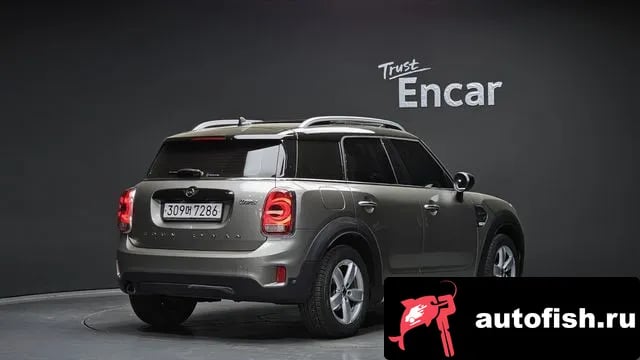 Mini Countryman Cooper Country Man 2020 года - вид 2