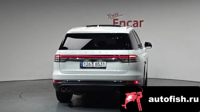 Lincoln Aviator Aviator 2nd generation 2022 года - вид 3