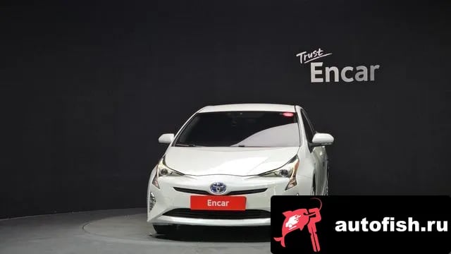 Toyota Prius Prius 4th Generation 2018 года - вид 3