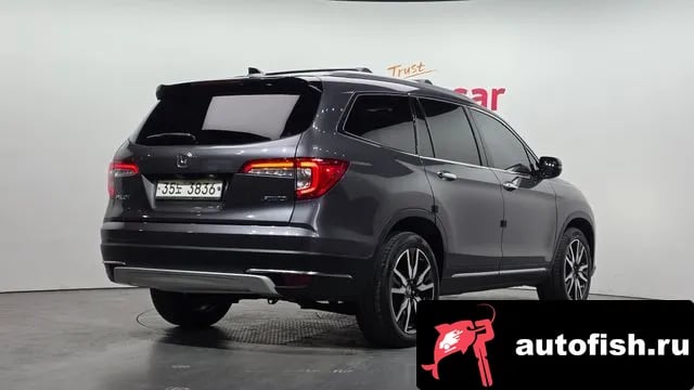 Honda Pilot Pilot 3rd generation 2019 года - вид 2