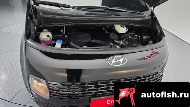 Hyundai Staria Staria 2021 года - похожие автомобили