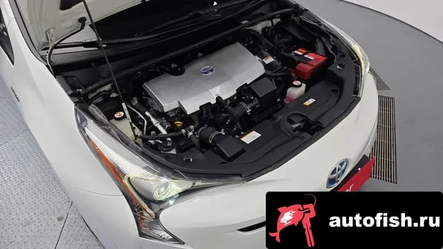 Toyota Prius Prius 4th Generation 2018 года - вид 6