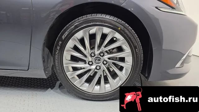 Lexus ES ES300h 7th generation 2024 года - вид 5