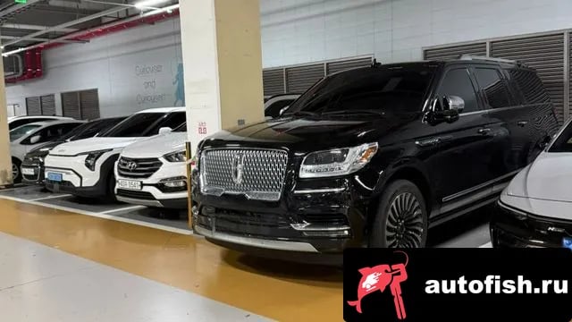 Lincoln Navigator Navigator 4th generation 2019 года - вид 5