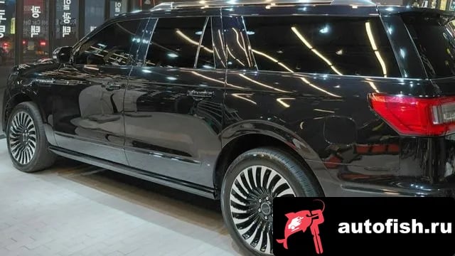 Lincoln Navigator Navigator 4th generation 2019 года - вид 6