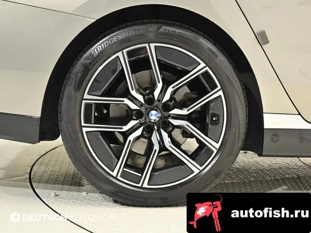BMW 7-Series 7 Series (G70) 2023 года - вид 5