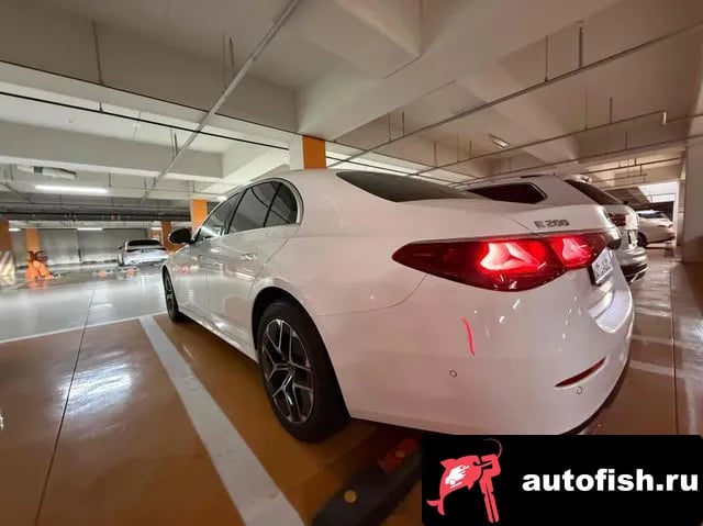 Mercedes-Benz E-Class E-Class W214 2025 года - похожие автомобили