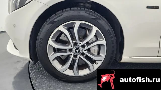Mercedes-Benz C-Class C-Class W205 2018 года - вид 5