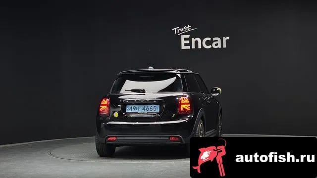 Mini Cooper Cooper Electric 2022 года - вид 4