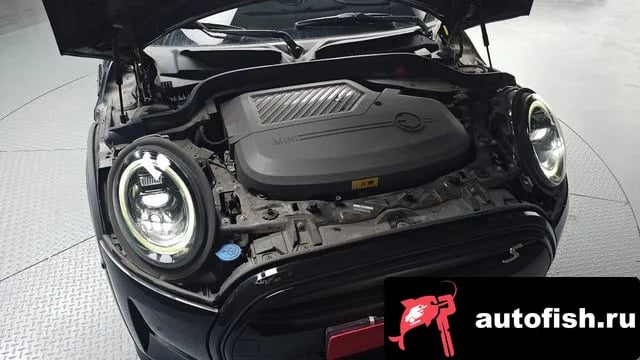 Mini Cooper Cooper Electric 2022 года - вид 6