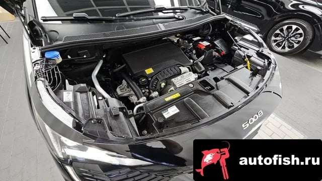 Peugeot 5008 5008 second generation 2024 года - вид 6