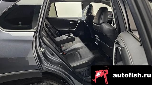 Toyota RAV4 RAV4 5th Generation 2024 года - похожие автомобили