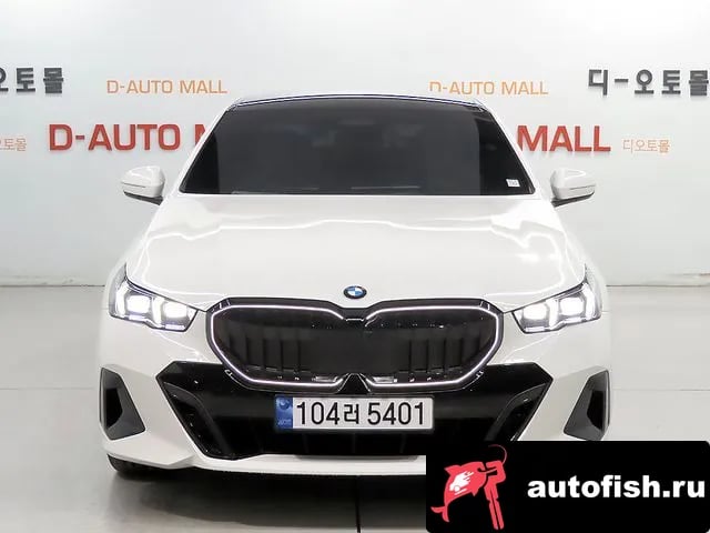 BMW 5-Series 5 Series (G60) 2025 года - вид 2