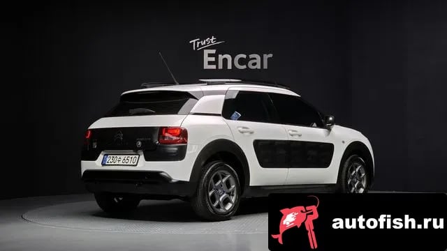 Citroen-DS C4 CACTUS C4 Cactus 2018 года - похожие автомобили