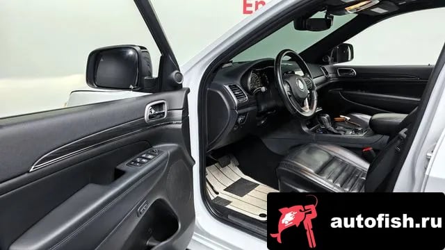 Jeep Cherokee Grand Cherokee 2020 года - похожие автомобили
