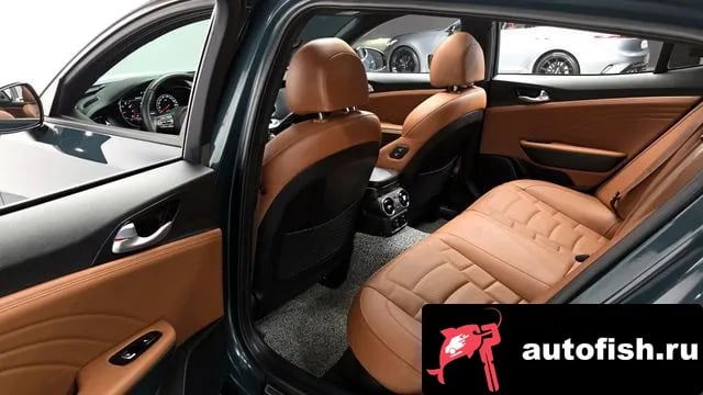 Kia Stinger Stinger Meister 2023 года - похожие автомобили