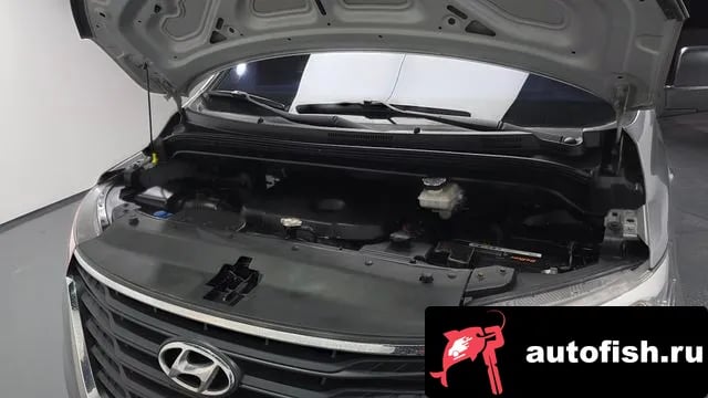 Hyundai Starex The New Grand Starex 2019 года - вид 6