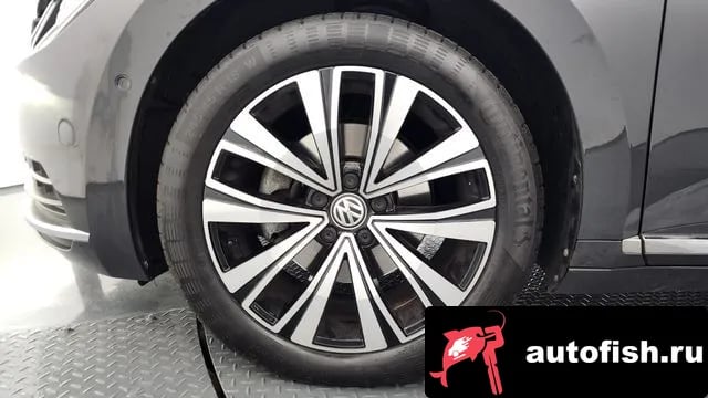 Volkswagen Arteon Atheon 2019 года - вид 5
