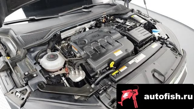 Volkswagen Arteon Atheon 2019 года - вид 6