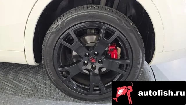 Maserati Levante Lebante 2018 года - вид 4