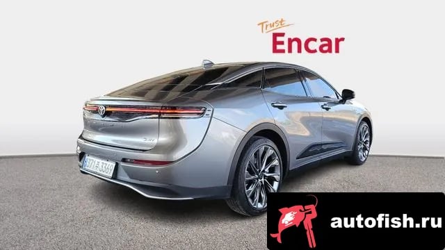 Toyota Crown Crown Crossover 2023 года - вид 2