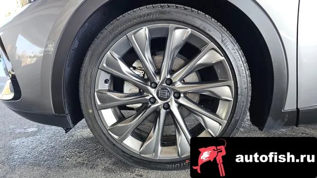 Toyota Crown Crown Crossover 2023 года - вид 5