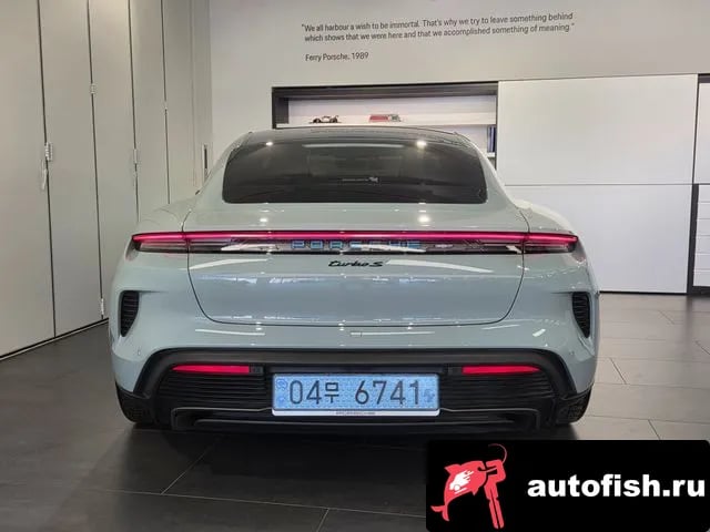 Porsche Taycan Taikan 2025 года - вид 4