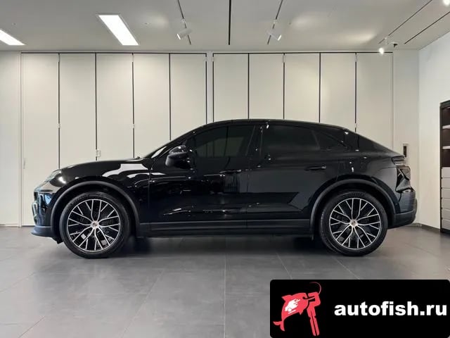 Porsche Macan Makan EV 2025 года - вид 6