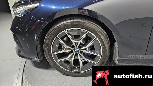 BMW 5-Series 5 Series (G60) 2025 года - вид 5