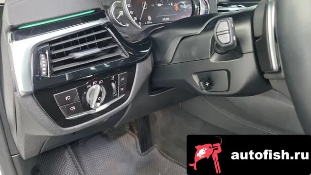 BMW 5-Series 5 Series (G30) 2018 года - похожие автомобили