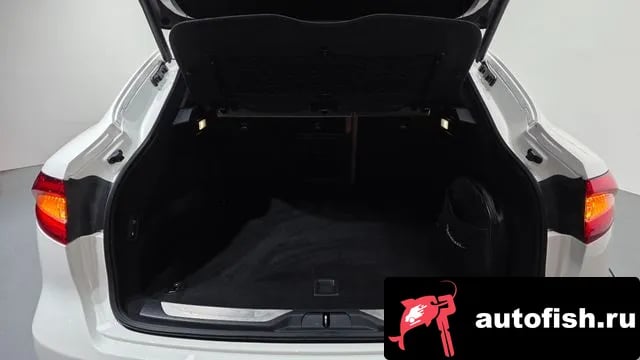 Maserati Levante Lebante 2018 года - похожие автомобили