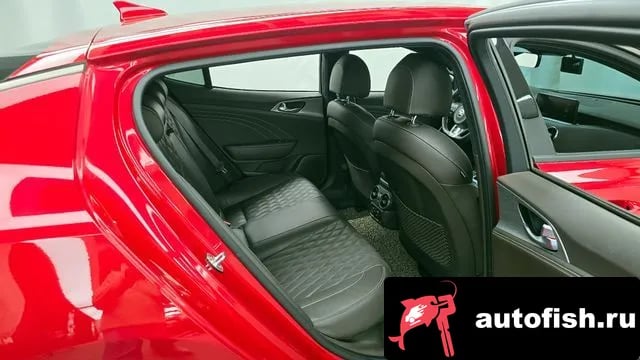 Kia Stinger Stinger Meister 2021 года - похожие автомобили