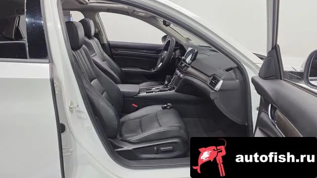 Honda Accord Accord 10th Generation 2018 года - похожие автомобили