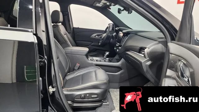 Chevrolet (GM Daewoo) Traverse Traverse 2023 года - похожие автомобили