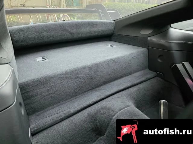 Porsche 911 911 (992) 2022 года - вид 6